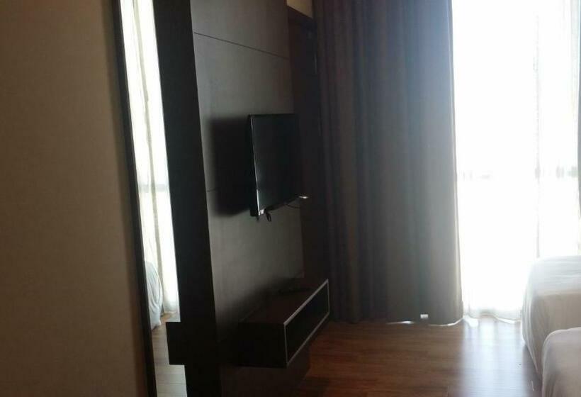 اتاق سوپریور, Keoja