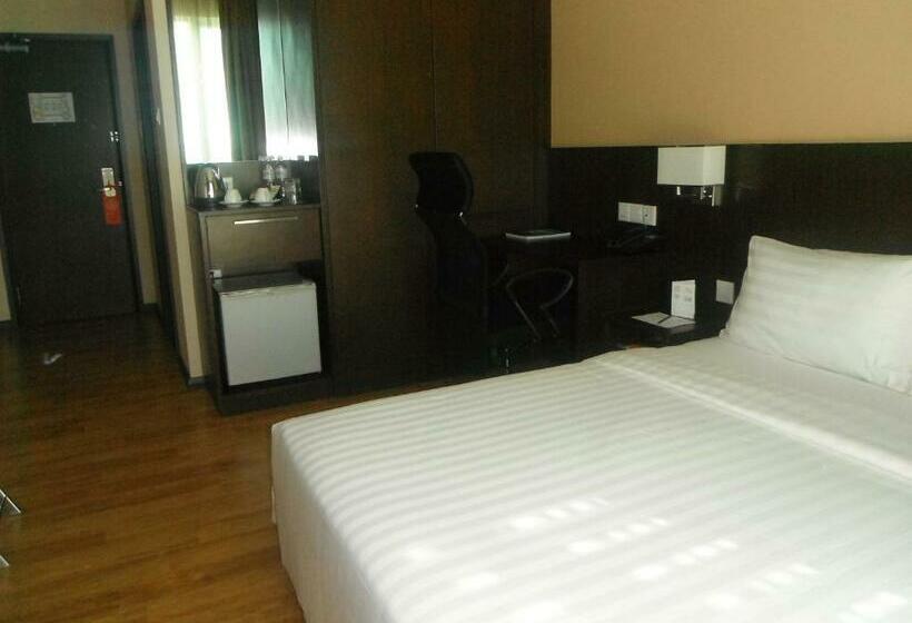 اتاق سوپریور, Keoja