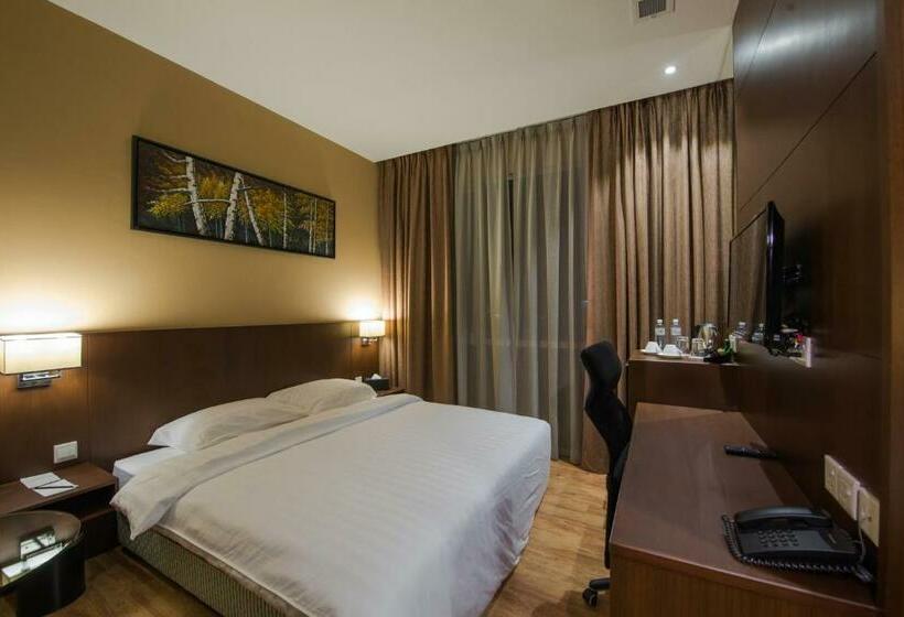 اتاق سوپریور, Keoja