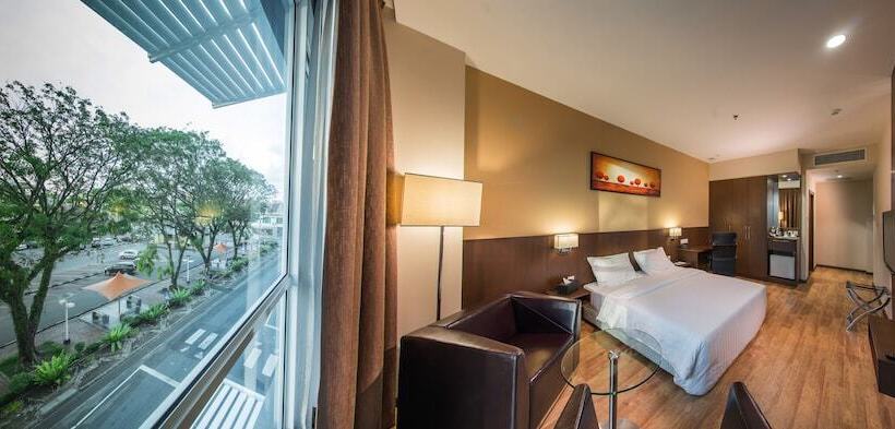 اتاق سوپریور, Keoja