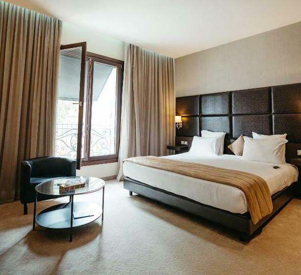 سوییت جونیور, Lalla Doudja