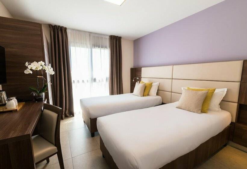 اتاق کلاسیک, Port Toga