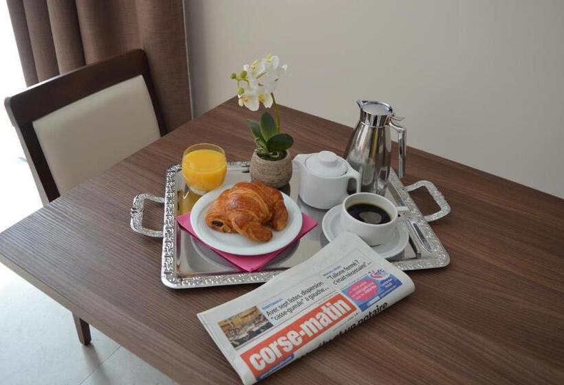 سوییت خانوادگی, Port Toga