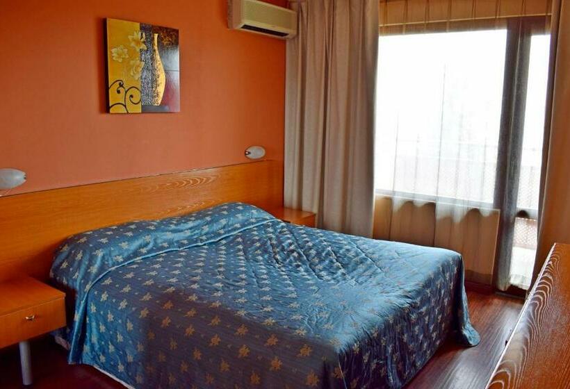 Номер Superior Вид на Море с Балконом, Royal Beach