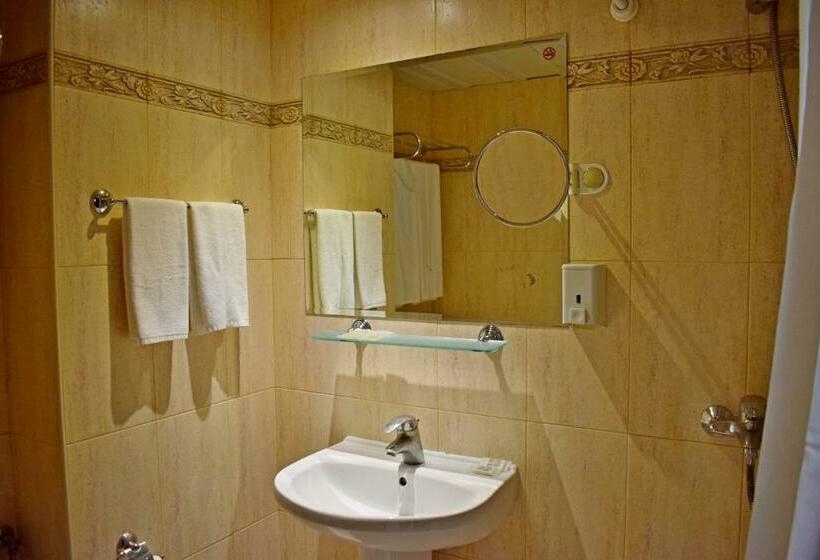 غرفة قياسية فردية مطلة علي البحر, Royal Beach