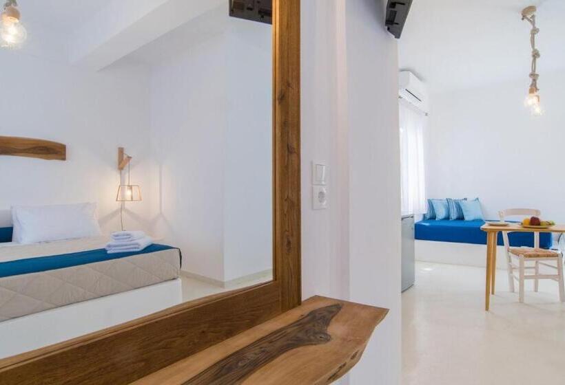 Studio Standard Vue Mer, Santorini Crystal Blue Boutique