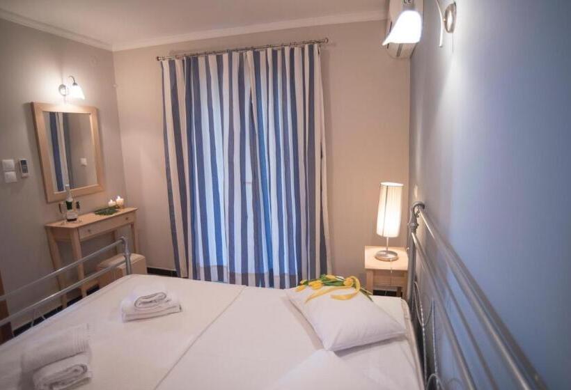 דירת חדר, Villa Theodora