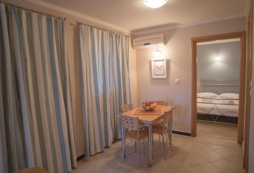 Апартаменты 1 Спальня, Villa Theodora