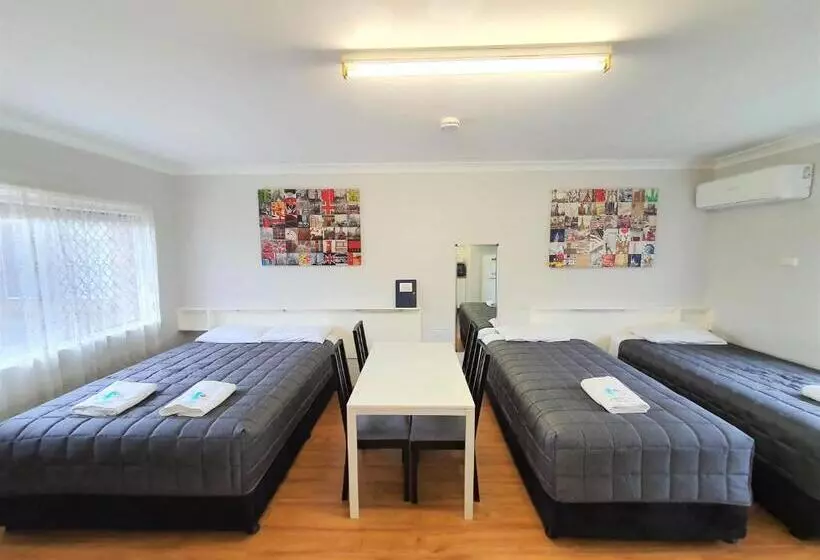 Standard Kolmen Hengen Huone, Maria Motel