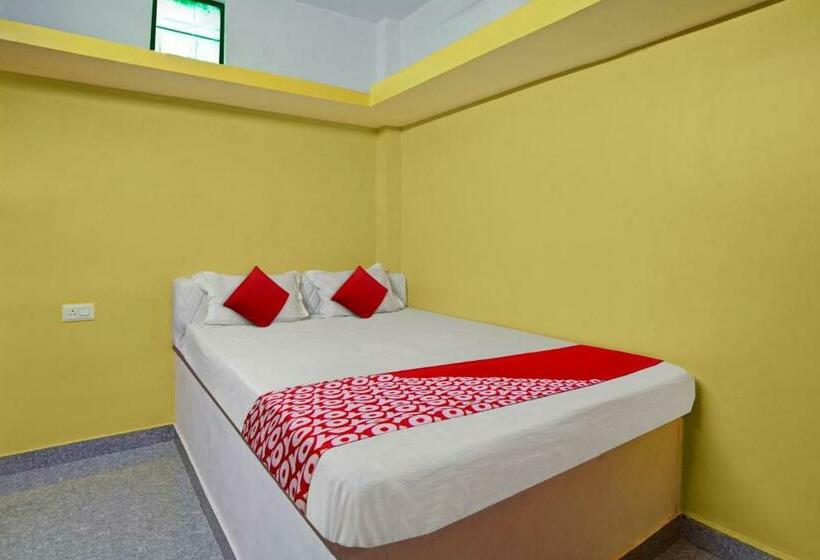 标准间, Super Oyo Flagship M Adarsh Guest House