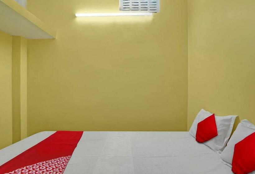 标准间, Super Oyo Flagship M Adarsh Guest House