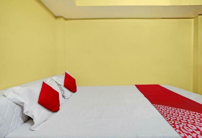 标准间, Super Oyo Flagship M Adarsh Guest House