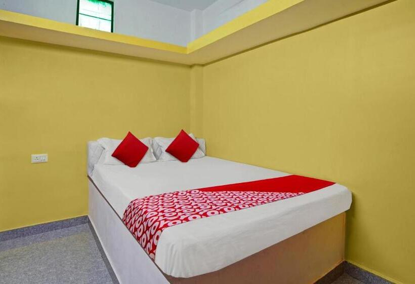 标准间, Super Oyo Flagship M Adarsh Guest House