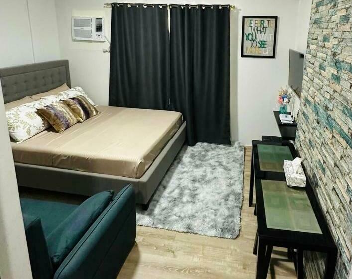 استودیوی استاندارد, Gravins616 Condo Bcd