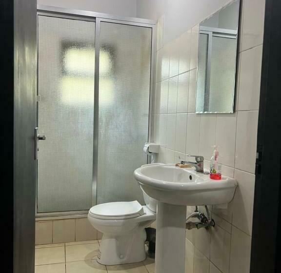 חדר סטנדרט יחיד, Walk With Us Africa