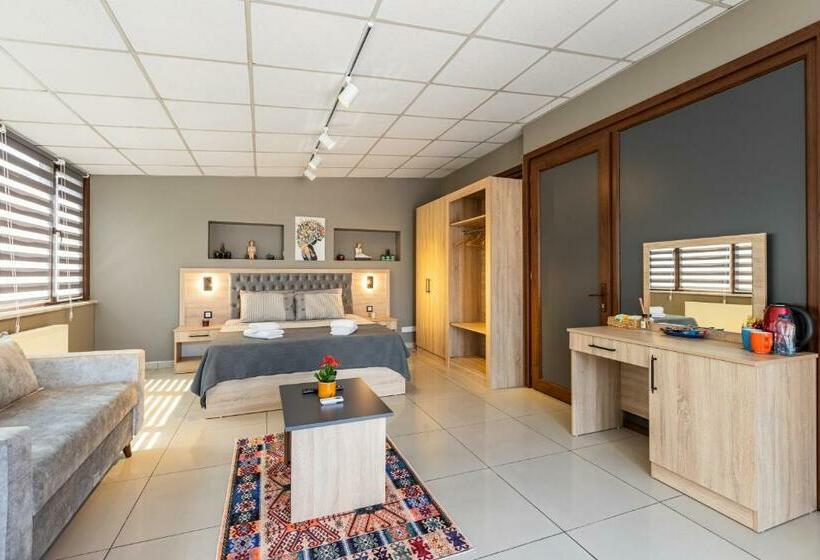 Люкс с Террасой, Bdino Boutique