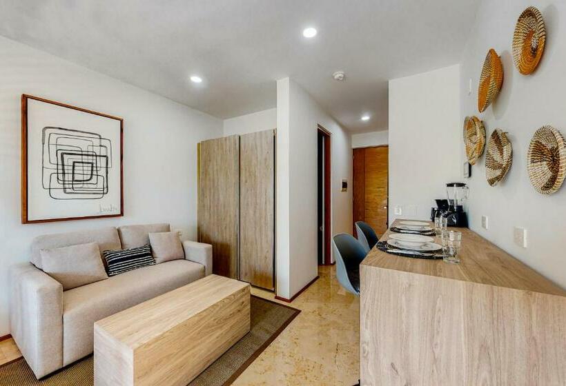 スタンダードスタジオ, Perfect Place 311