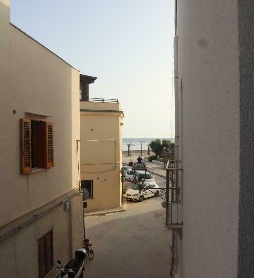 اتاق لوکس, Ajamola 800