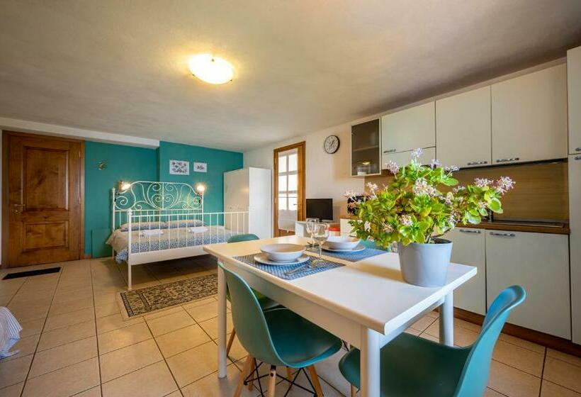 Standard studio with lake view, Agribenessere Brenzio