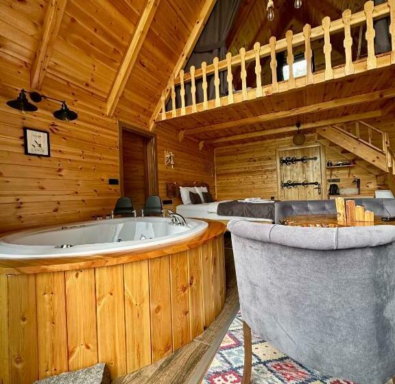 غرفة قياسية مزوَّدة بتراس, Dağlara Bungalov