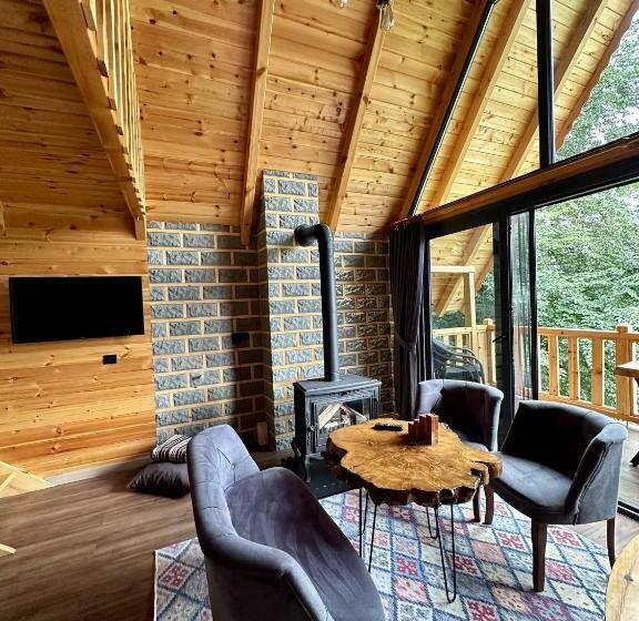 غرفة قياسية مزوَّدة بتراس, Dağlara Bungalov