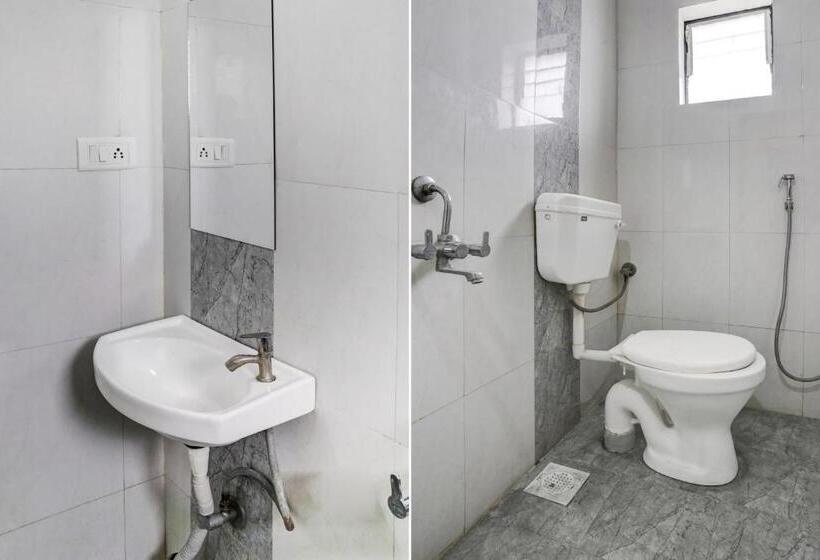 غرفة كلاسيكية ثلاثية, Collection O Hotel Krupa Lodge