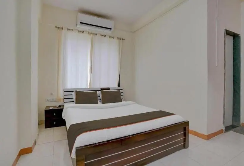 Classic Kolmen Hengen Huone, Collection O Hotel Krupa Lodge