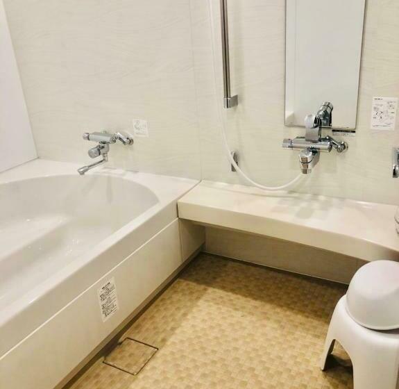 豪华房间, Fannys