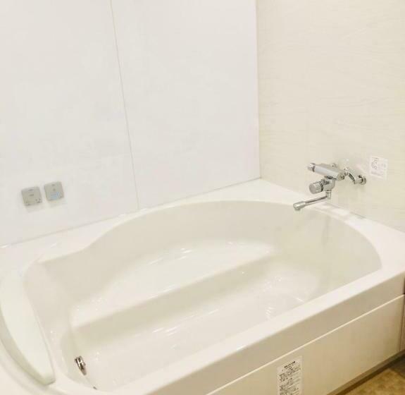 豪华房间, Fannys