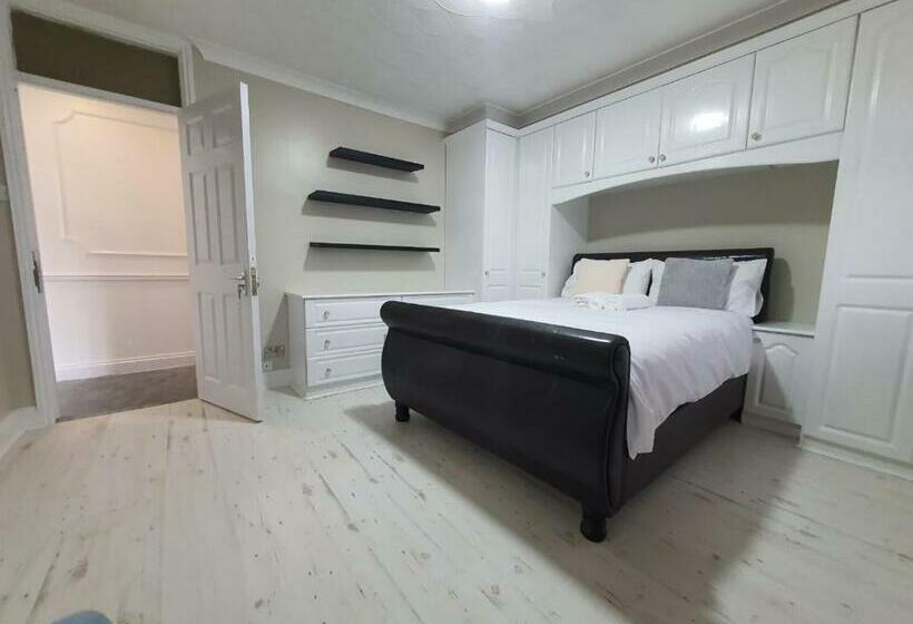 스탠다드 룸, Bungalow In Leafy Area