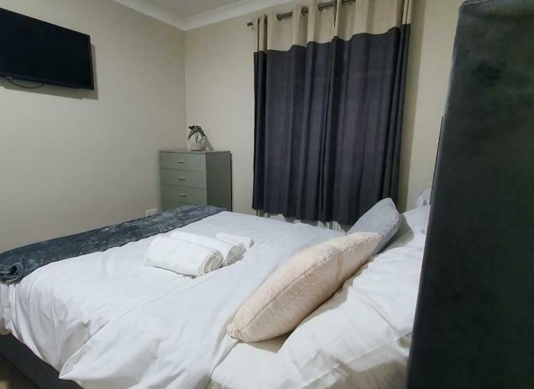 Номер Economy, Bungalow In Leafy Area