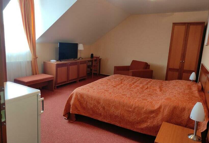 سوئیت 2 خوابه, Villa Cassandra