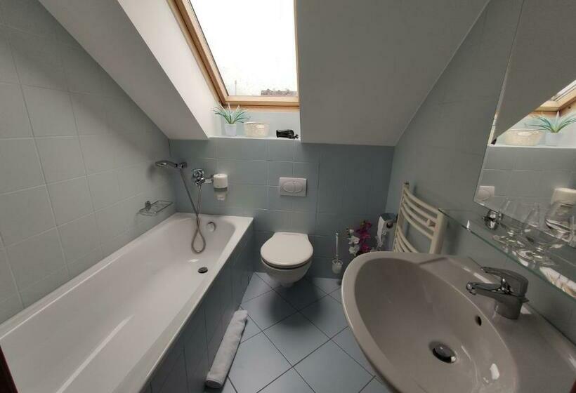 3 Bedroom Suite, Villa Cassandra