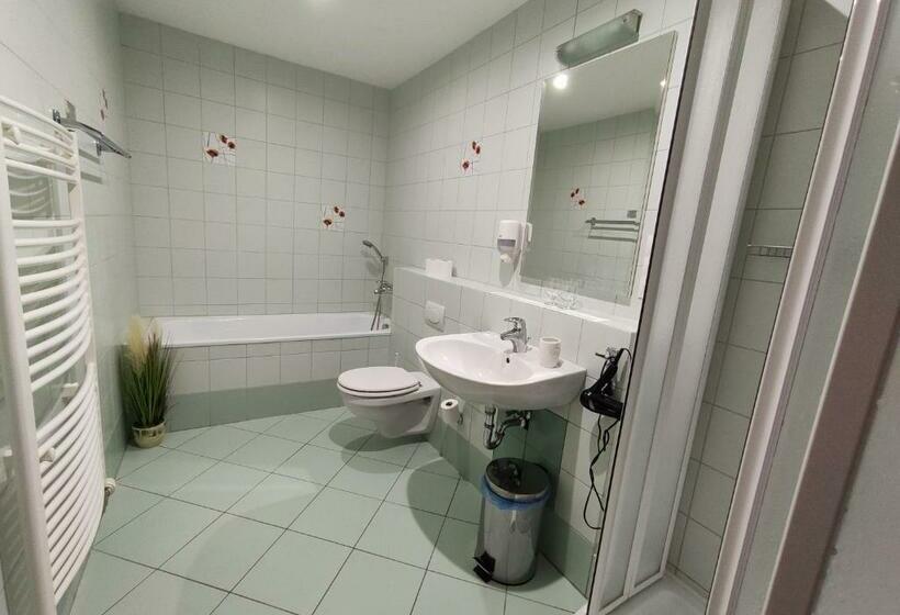 اتاق استاندارد با بالکن, Villa Cassandra