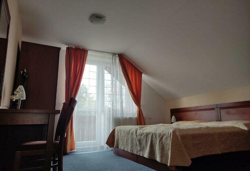 سوییت با چشم‌انداز کوه, Villa Cassandra