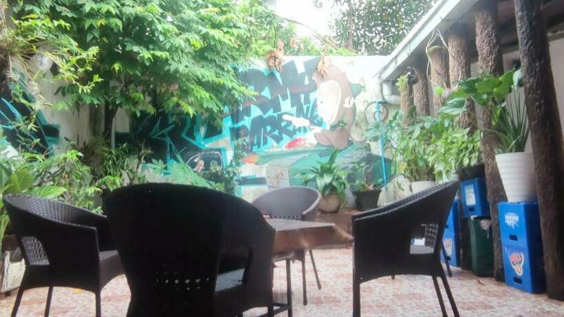 スタンダードルーム, Vang Vieng Lily Guesthouse