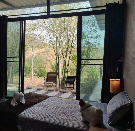 بنجلو عائلى, Baanrai Naai Chaang244