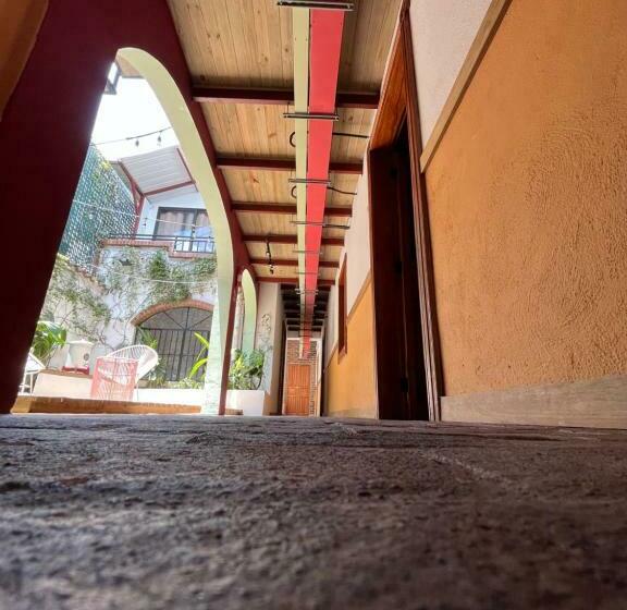 اتاق استاندارد, Stayh Recolecta