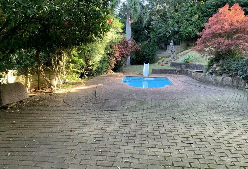 标准间, Maisha@toti