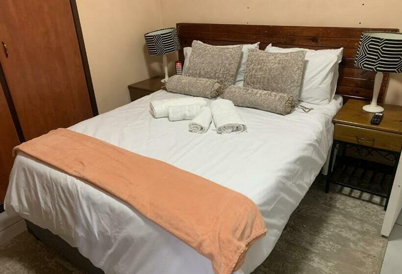 标准间, Maisha@toti