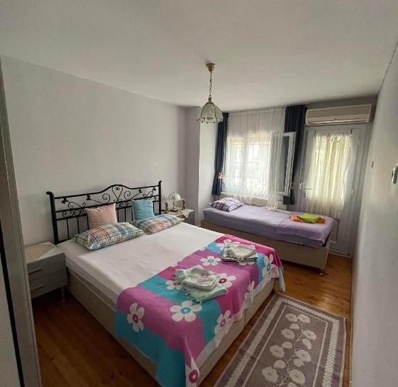 Номер Стандарт Трехместный, Villa 19 Apart Otel