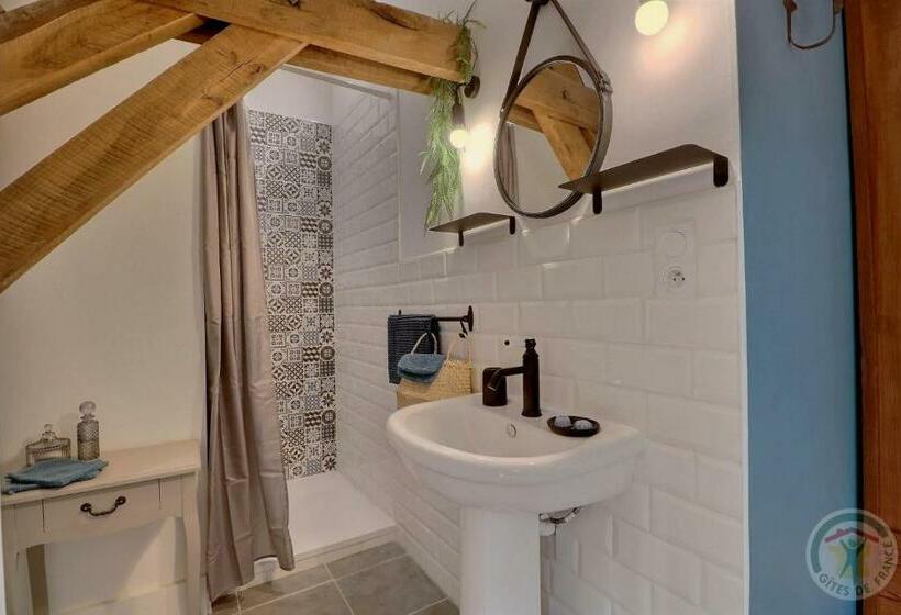 디럭스 룸, La Bremande