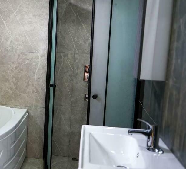 スタンダードルーム, Mayavera