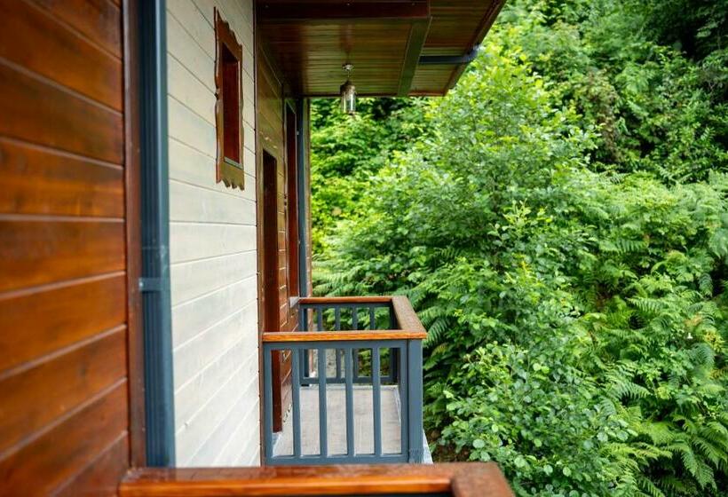 ガーデンビュースタンダードルーム, Mayavera