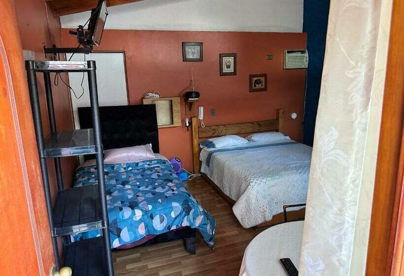 スタンダードルーム, Residencial Colonial