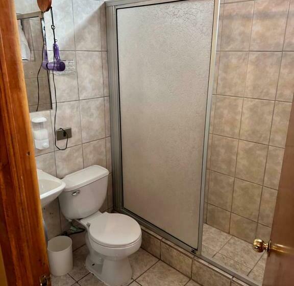 スタンダードトリプルルーム, Residencial Colonial