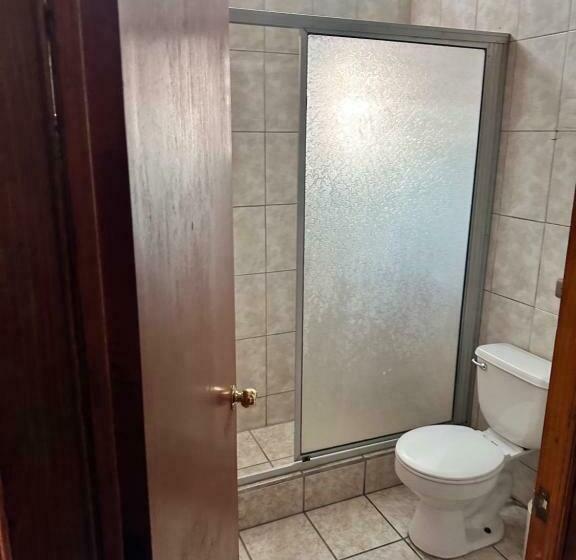 スタンダードシングルルーム, Residencial Colonial