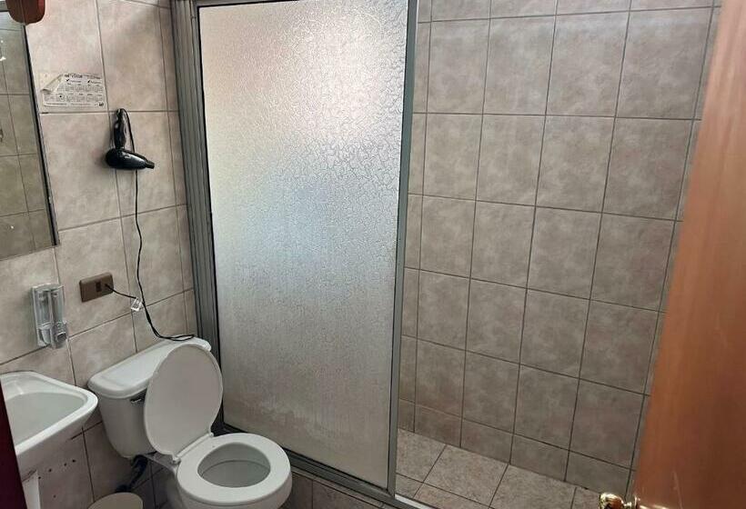 スタンダードシングルルーム, Residencial Colonial