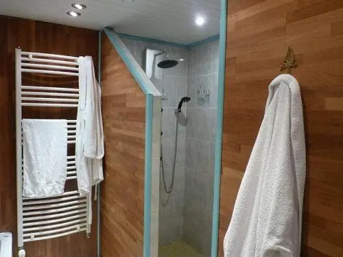 Standard-huone King-vuode, La Suite Du Pêcheur, Balnéo Et Terrasse Privative. Entre Terre Et Mer