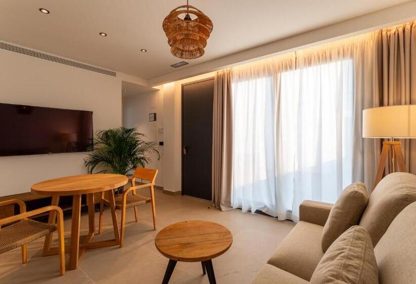 スーペリアースイート, Apartamentos Hamus